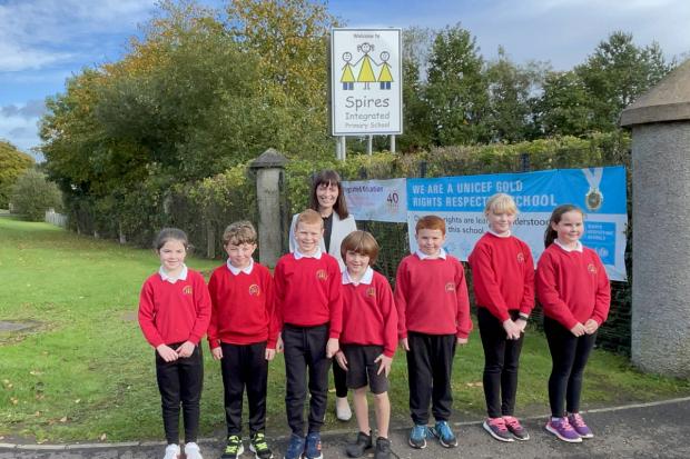 Minister Mallon visits Spires Integrated Primary School